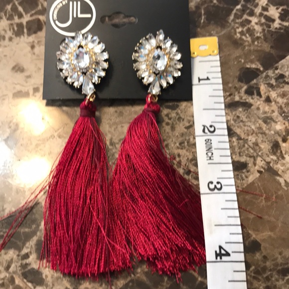 Rhinestone and tassel earrings - Picture 3 of 5